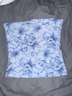 Hollister White and Blue Floral Strapless Crop Top